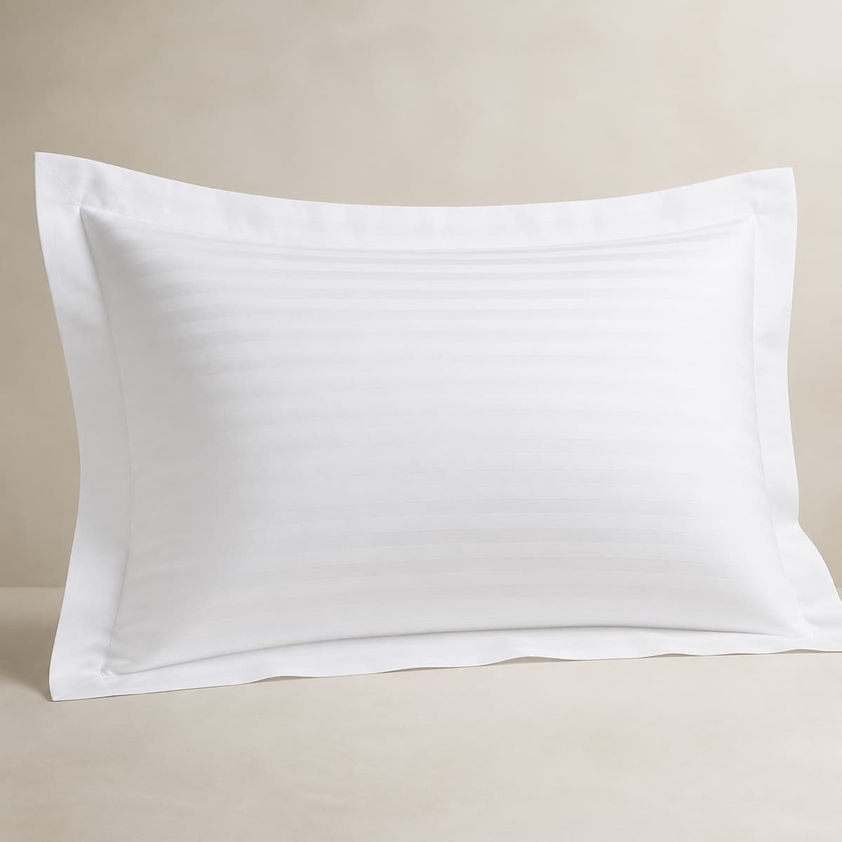 55×75+20 Oxford Pillow Case – 210 TC 80/20 PolyCotton Stripe Satin