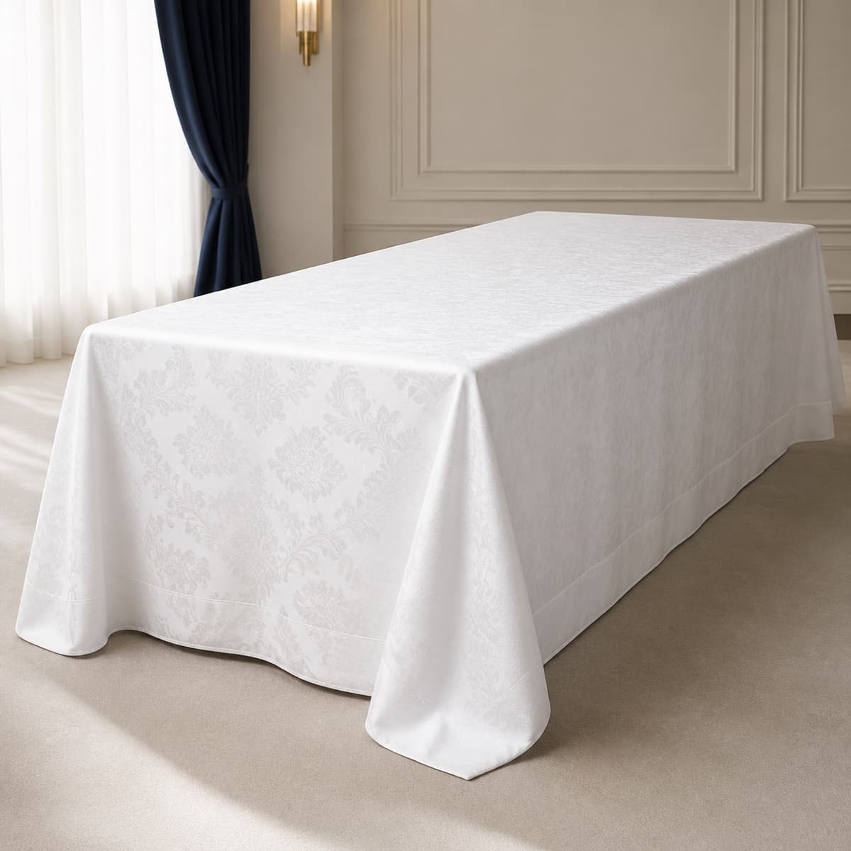 White Damask Tablecloth 140×240cm