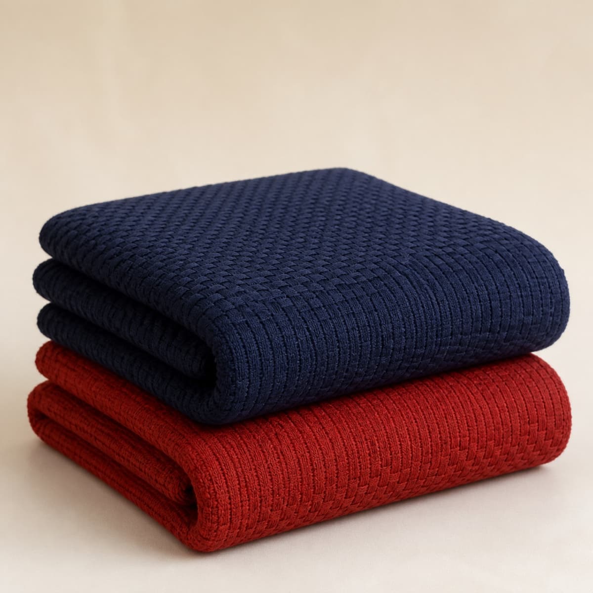 160×230 Throw 280 GSM – Navy Blue / Brick Red